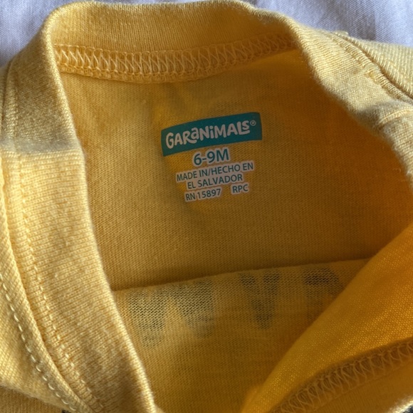 Garanimals 6-9 months yellow boy/girl t-shirt. EUC! - Picture 2 of 4
